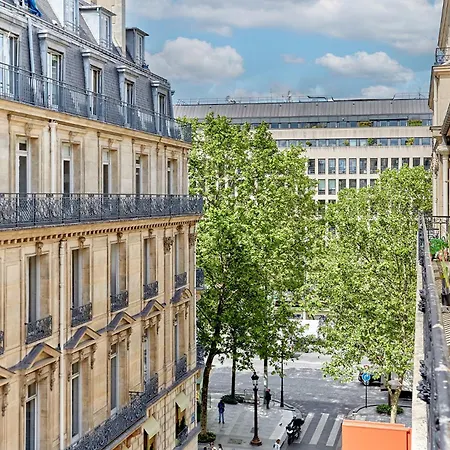 Sublime Montaigne Arc De Triomphe By Studioprestige *