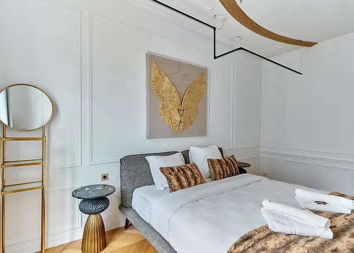 Sublime Montaigne Arc De Triomphe By Studioprestige Apartment Paris