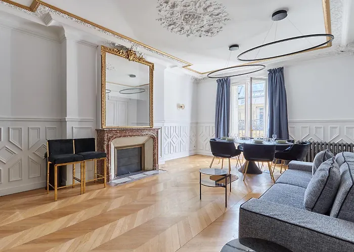 Apartament Sublime Montaigne Arc De Triomphe By Studioprestige *