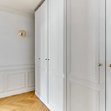 Sublime Montaigne Arc De Triomphe By Studioprestige * פריז